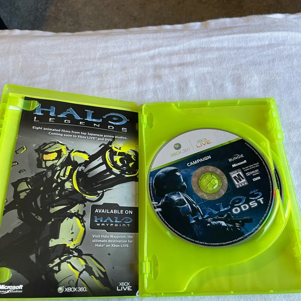 Microsoft Halo 3: ODST for Xbox 360 - Green and Black